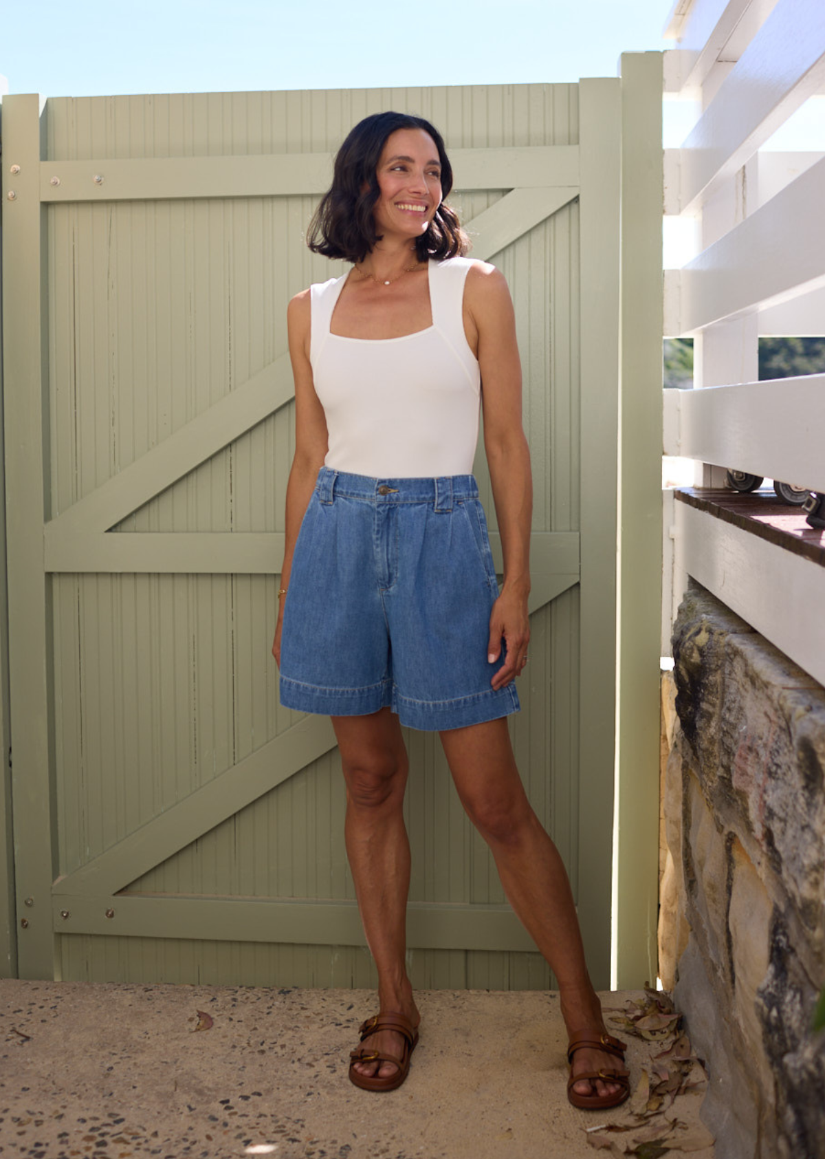 TOTTIE DENIM SHORT - MID BLUE