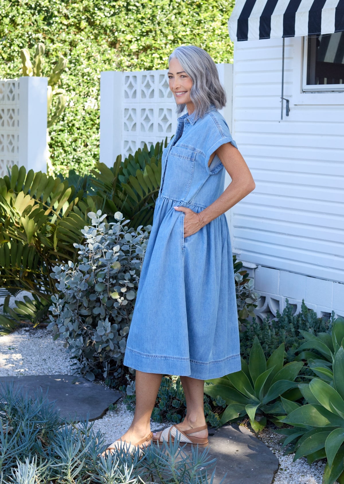 HARPER DENIM DRESS - LIGHT BLUE - PETITE