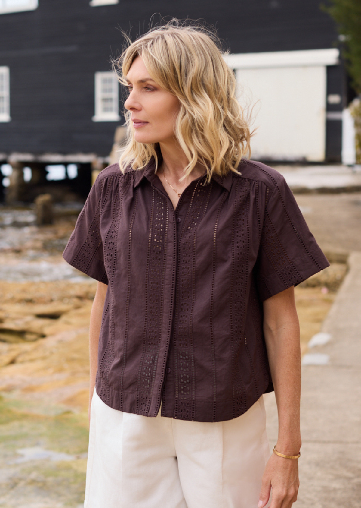 SADIE EMBROIDERED SHIRT - CHOCOLATE