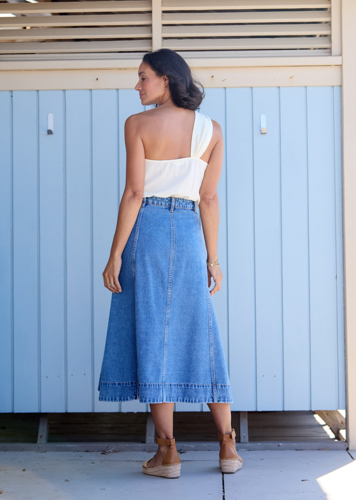 CARA DENIM MIDI SKIRT - MID BLUE