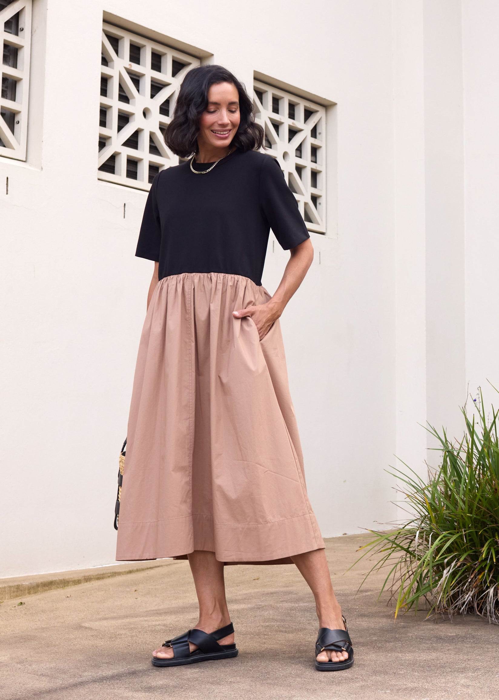 MIMI MIDI DRESS - BLACK/CAMEL - PETITE