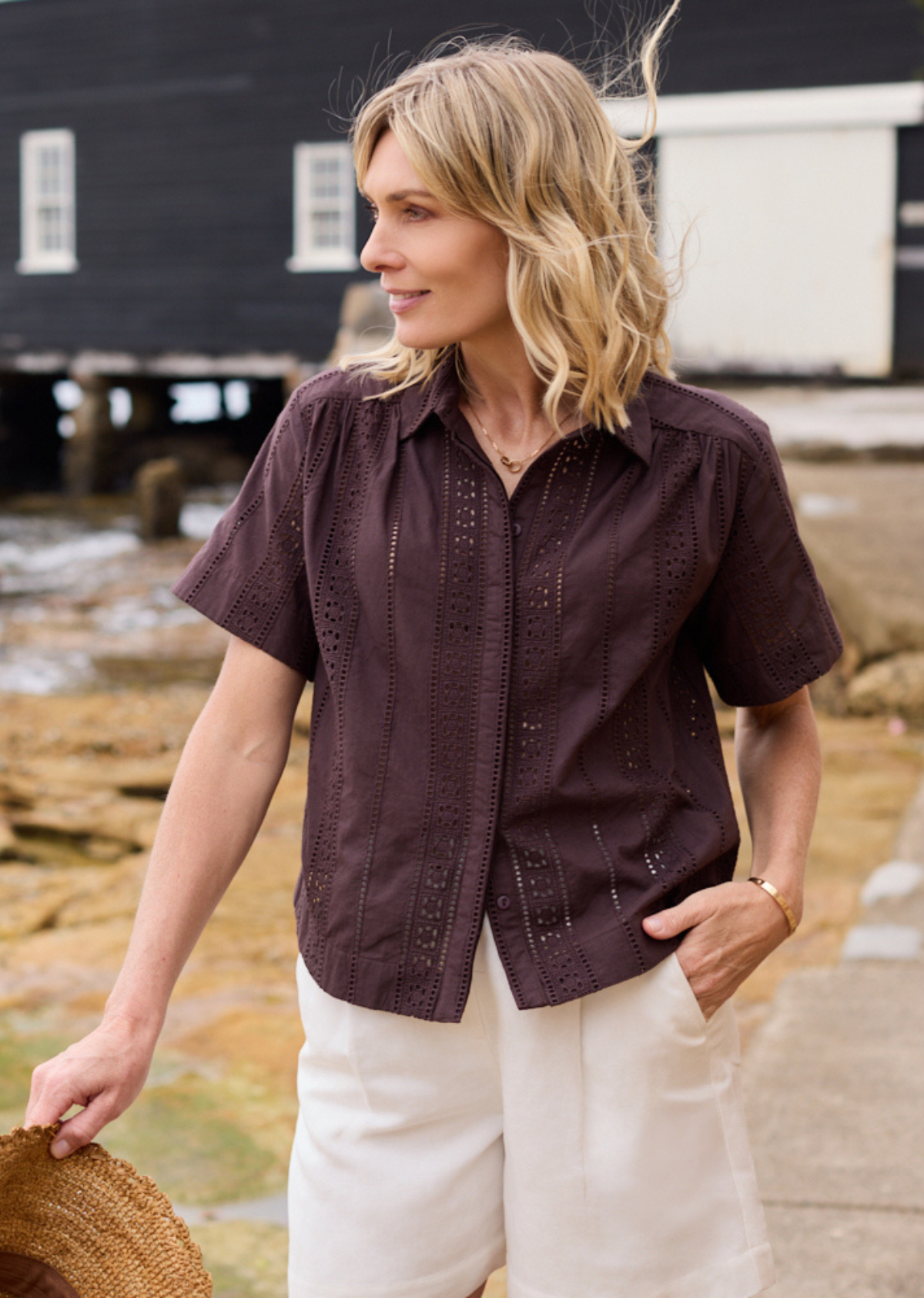SADIE EMBROIDERED SHIRT - CHOCOLATE