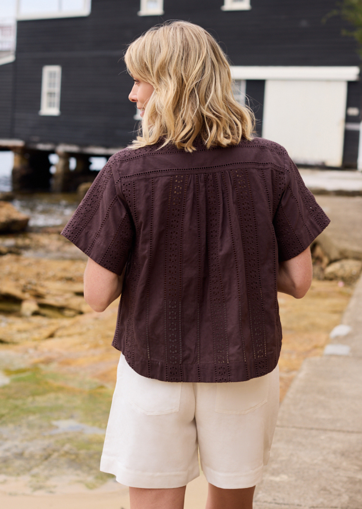 SADIE EMBROIDERED SHIRT - CHOCOLATE